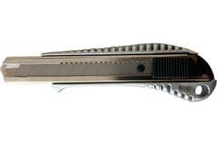 Нож LT - 18 мм металл